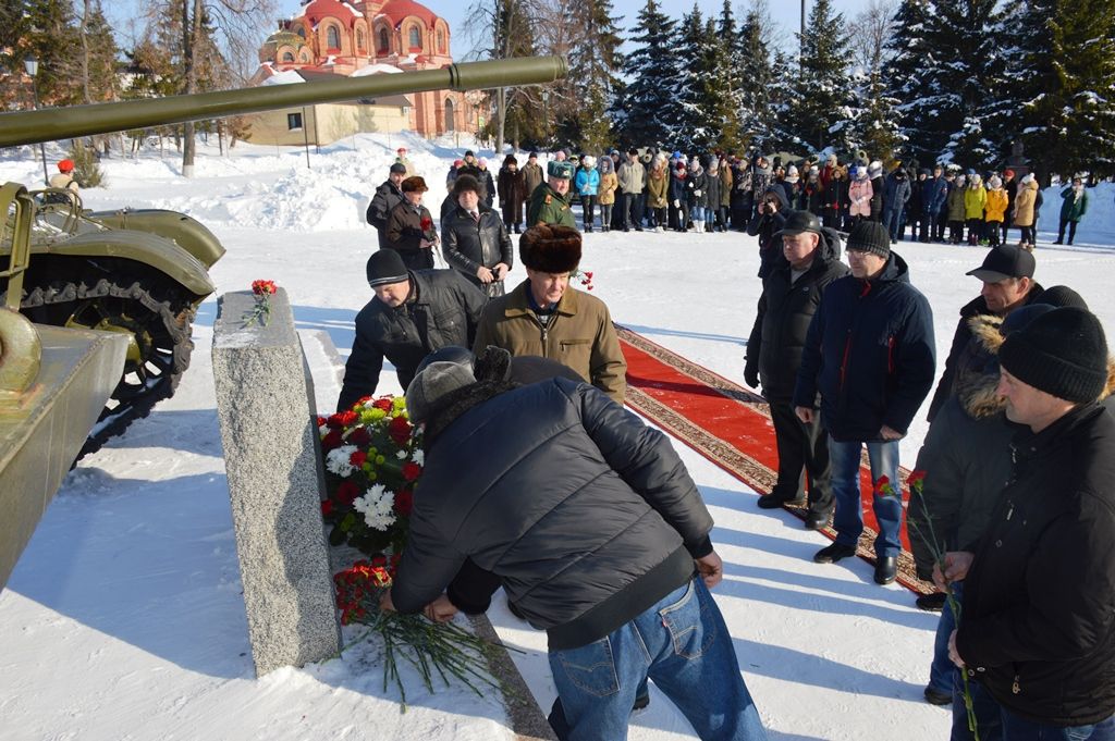 Митинг в парке Победы Лаишева 15 февраля 2018 года