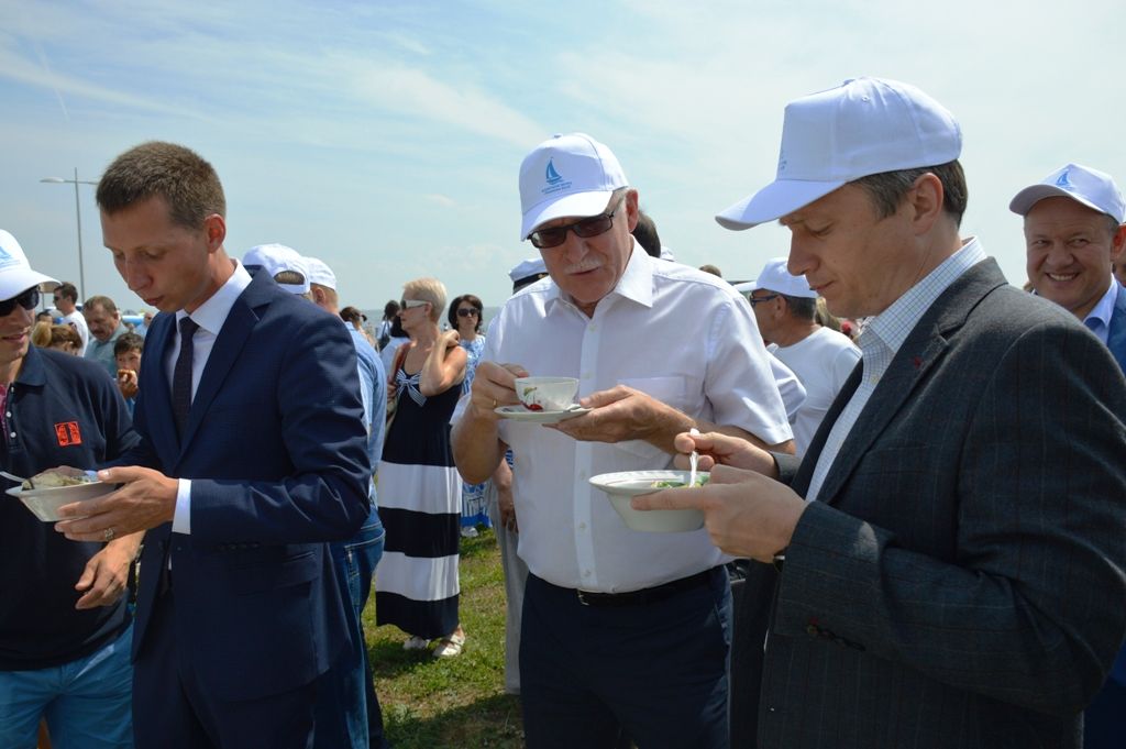 Фестиваль ухи в Лаишево 15.07.2018. Бесплатная уха