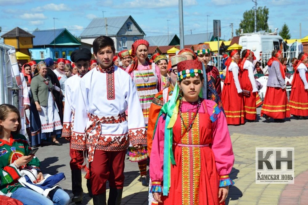 Развеселый КАРАВОН. Улыбки гостей и участников.