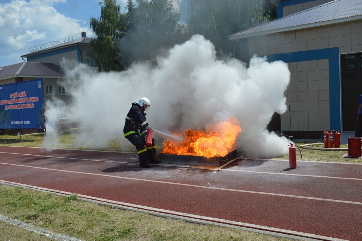 В Лаишеве соревнуются добровольные пожарные дружины АО «Транснефть-Прикамье». Фото Людмилы Никифоровой