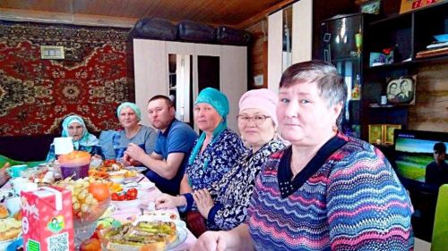 «Время вкусных встреч».  Главное богатство Асии Ибниевой - пятеро детей, 11 внуков и 15 правнуков