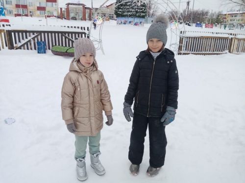 Новогодние праздники для лаишевских детей начались с активных игр на свежем воздухе