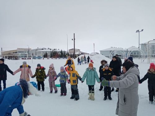 Новогодние праздники для лаишевских детей начались с активных игр на свежем воздухе
