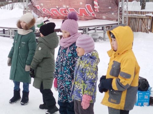Новогодние праздники для лаишевских детей начались с активных игр на свежем воздухе