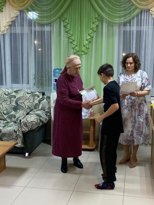 В конкурсе «Новогодняя открытка» активно участвовали воспитанники Лаишевского детского дома