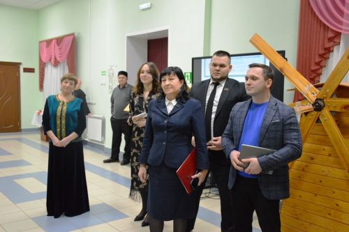Мастера и мастерицы села Пелево приятно удивили своими талантами
