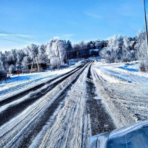 Фото читателя. Утро Нового года на Каме...