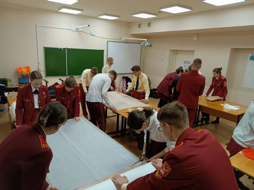 Махсус хәрби операциядә катнашучылар өчен Лаеш районы волонтерлары һәм активистлары коры шулпа җыя башладылар