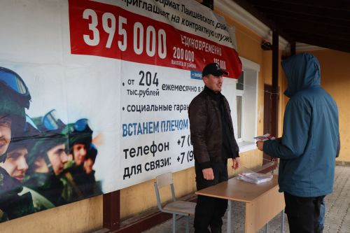 Служба по контракту сегодня как никогда востребована