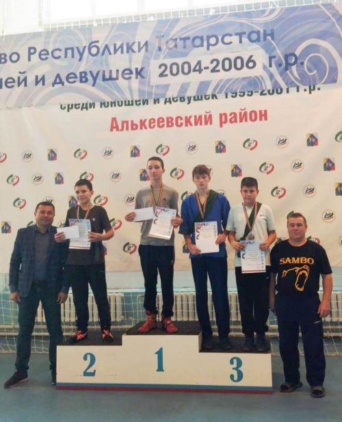 Лаеш көрәшчеләре дүрт медаль яулады: бер көмеш һәм өч бронза