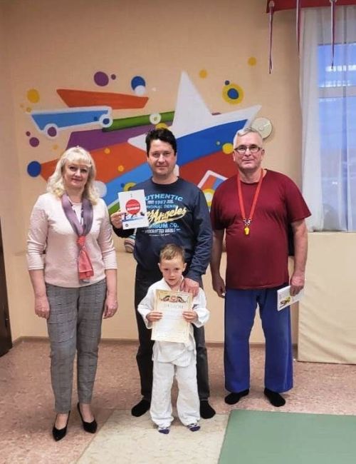 В  детском саду «Ромашка» прошел фестиваль дошкольного дзюдо, приуроченный к Дню отца