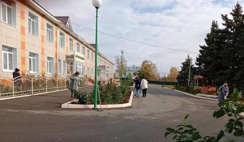 Жители Лаишева вышли на уборку городских улиц