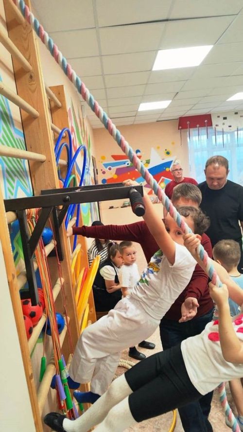 В  детском саду «Ромашка» прошел фестиваль дошкольного дзюдо, приуроченный к Дню отца