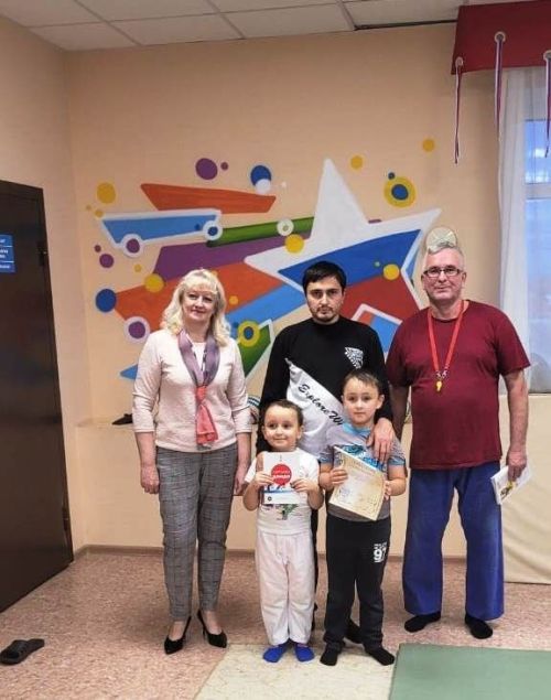В  детском саду «Ромашка» прошел фестиваль дошкольного дзюдо, приуроченный к Дню отца