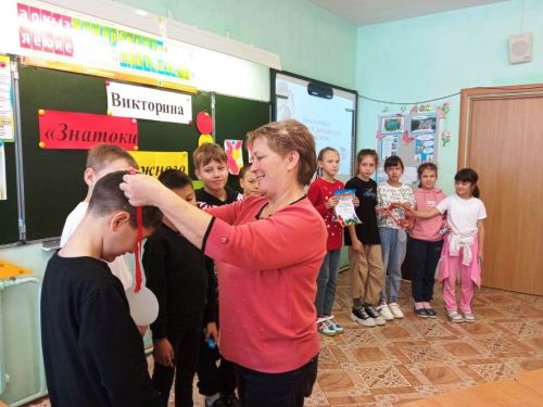 Олимпиада, листовки, рейд и викторина посвящались Всероссийской неделе безопасности дорожного движения