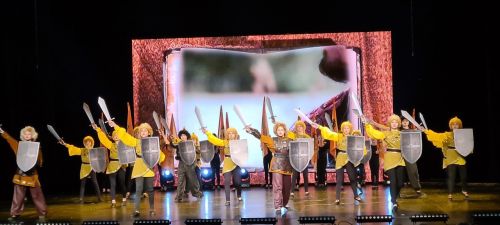 Лаишевские артисты представили «Притяжение земли»