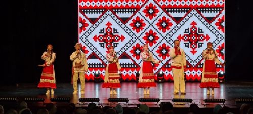 Лаишевские артисты представили «Притяжение земли»