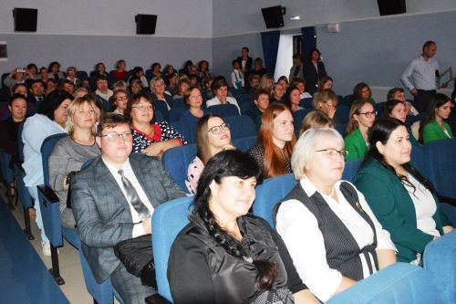 В РДК чествовали учителей Лаишевского района