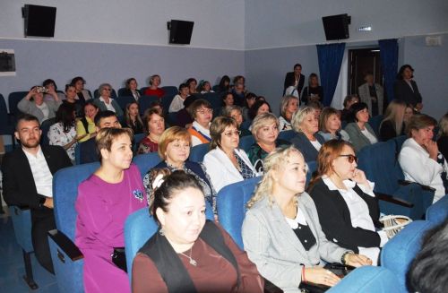 В РДК чествовали учителей Лаишевского района