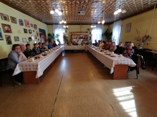 Замечательный праздник подготовили лаишевские библиотекари для своих возрастных читателей
