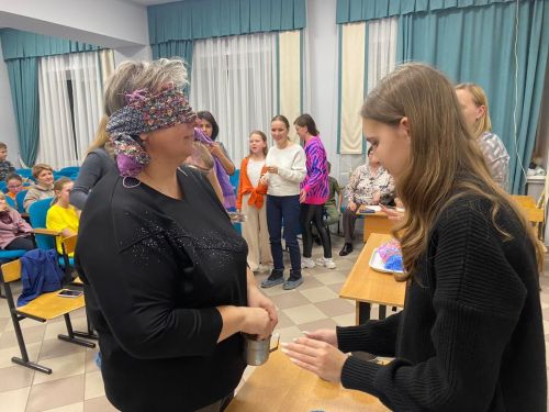 В мероприятии ко Дню матери соревновались и мамы и дети
