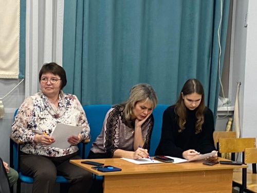 В мероприятии ко Дню матери соревновались и мамы и дети
