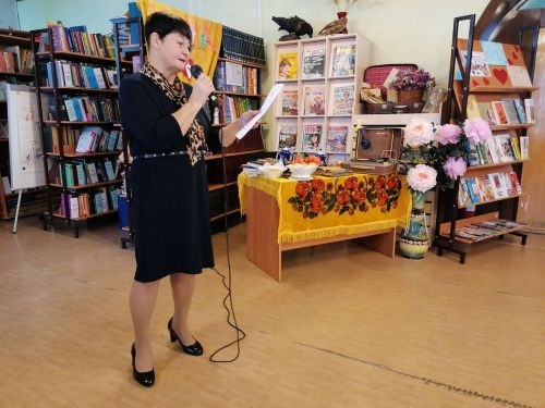 В Лаишевской библиотеке прошло мероприятие ко Дню матери