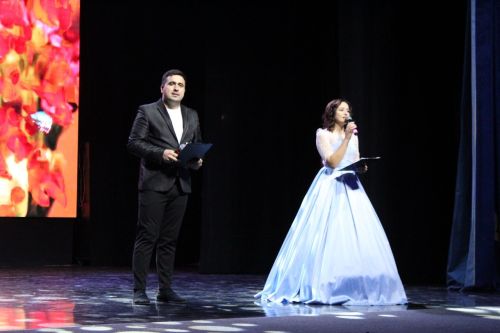 Концерт, посвященный мамам, провели в Лаишевском районном доме культуры