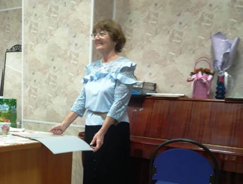Третью поэтическую гостиную провела Людмила Ширко, прочитавшая более 20 стихов классиков