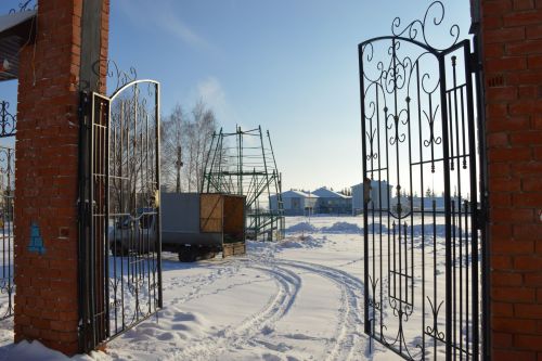 В Лаишево начали установку главной елки города