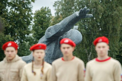 Раис РТ Рустам Минниханов подписал закон о патриотическом воспитании граждан в Татарстане