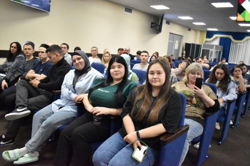Лаишевский район принял юбилейную смену Школы лидера татарской молодежи