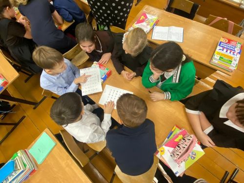 Экскурсию во времена седые провели для лаишевских школьников сотрудники Центральной библиотеки