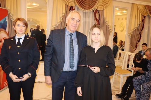 В торжественной обстановке молодым лаишевцам вручили паспорт гражданина Российской Федерации
