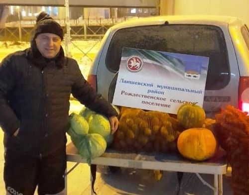 Безнең аграрийлар иртәдән үк Казан ярминкәсендә сату итәләр