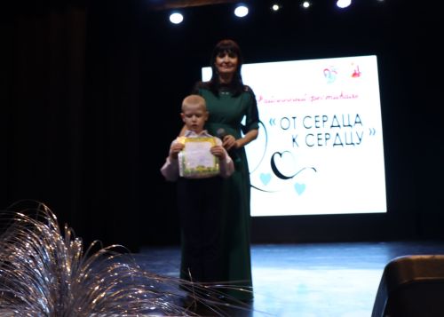 Солнце светит всем одинаково