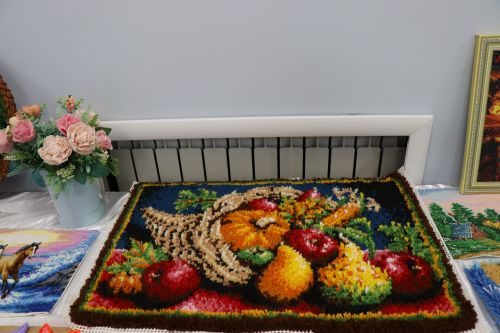 Солнце светит всем одинаково