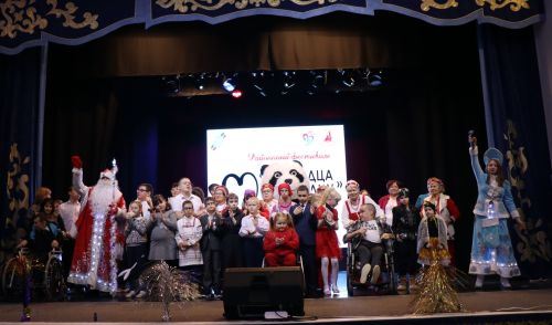 Солнце светит всем одинаково
