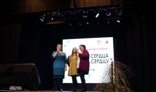 Солнце светит всем одинаково