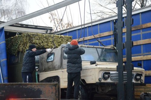 Гуманитарный груз для бойцов СВО собирали в Лаишево