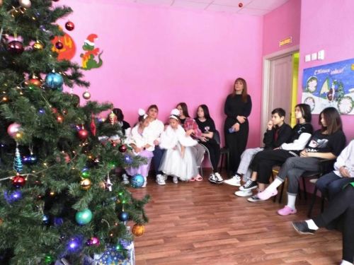 Глава Лаишевского района Ильдус Зарипов накануне Нового года посетил Лаишевский детский дом