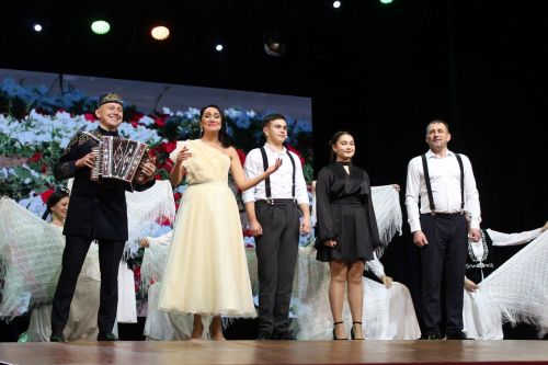 Семья из Лаишевского района выступила в финале конкурса «Нечкэбил»