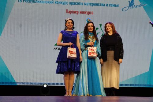 Семья из Лаишевского района выступила в финале конкурса «Нечкэбил»