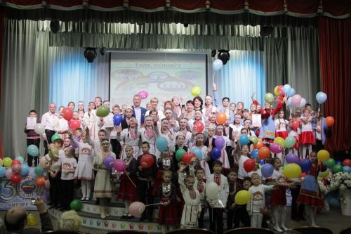 Лаишевские танцоры стали первыми на фестивале «Марийская радуга»