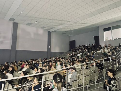 Артисты Казанского театра юного зрителя выступили в Лаишевском районе