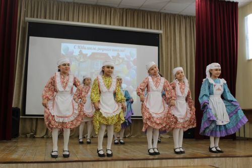 Большой юбилей в Лаишевском районе: Сокуровской школе исполнилось сто лет