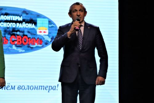 Глава Лаишевского района Ильдус Зарипов вручил награды волонтерам