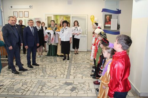 Большой юбилей в Лаишевском районе: Сокуровской школе исполнилось сто лет