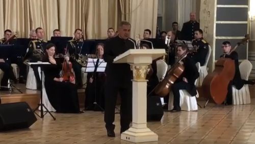 Рустам Минниханов почтил минутой молчания павших Героев