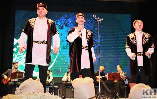 Яркий этно-мюзикл прошел в Лаишевском РДК